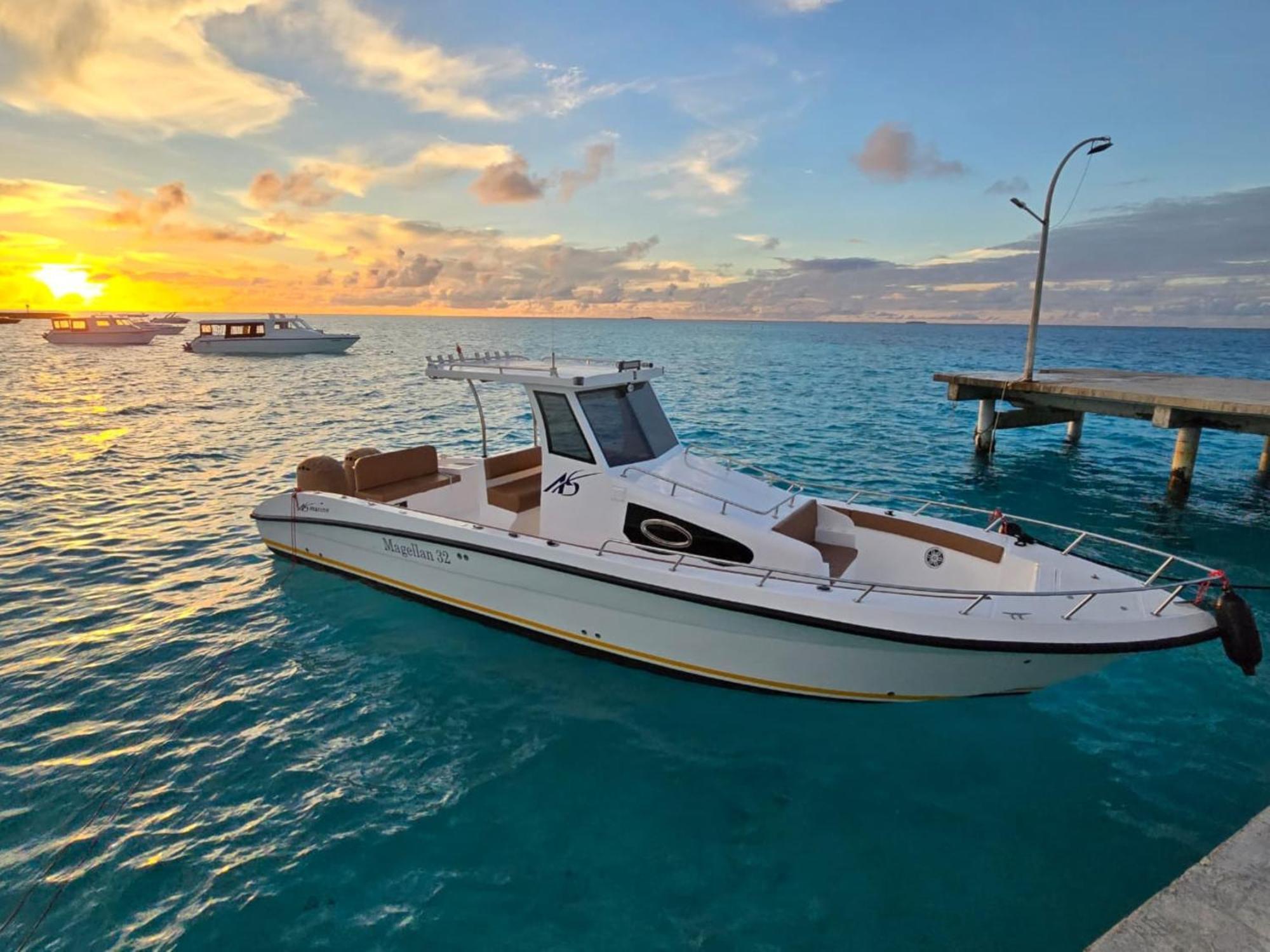 Madi Grand Maldives Hotel Fulidhoo Exterior photo